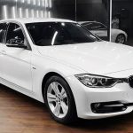 Pesona BMW F30: Elegan, Gesit, dan Tak Lekang Zaman!